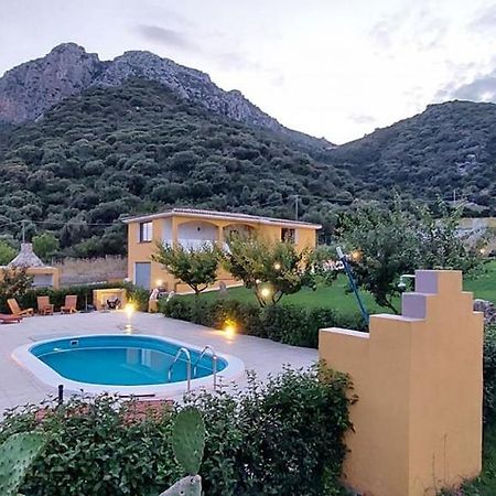 Indipendente Con Piscina Uso Esclusivo Internet Illimitato Villa Синискола Екстериор снимка