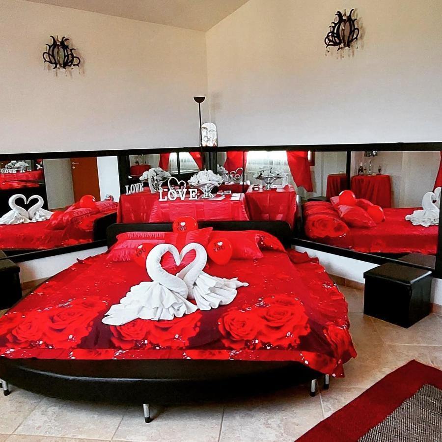 Indipendente Con Piscina Uso Esclusivo Internet Illimitato Villa Синискола Екстериор снимка