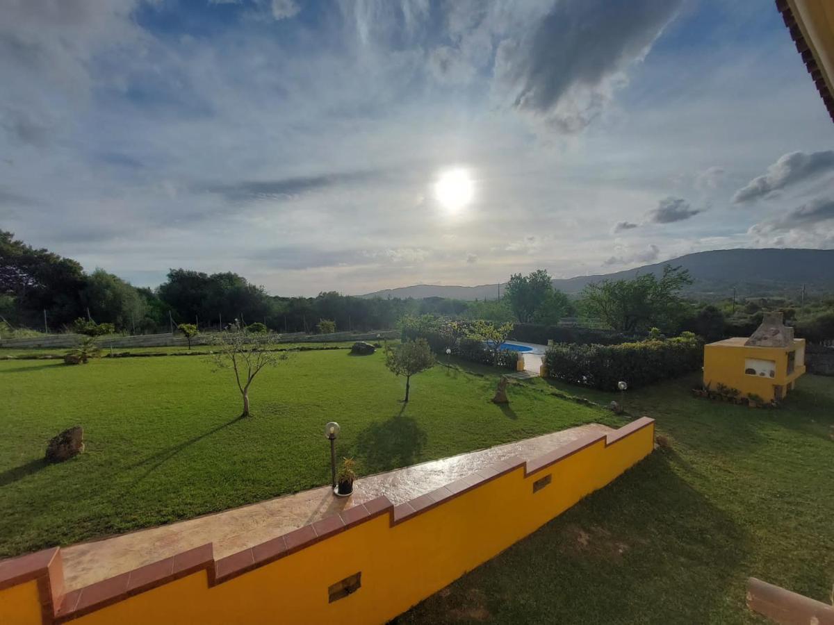 Indipendente Con Piscina Uso Esclusivo Internet Illimitato Villa Синискола Екстериор снимка